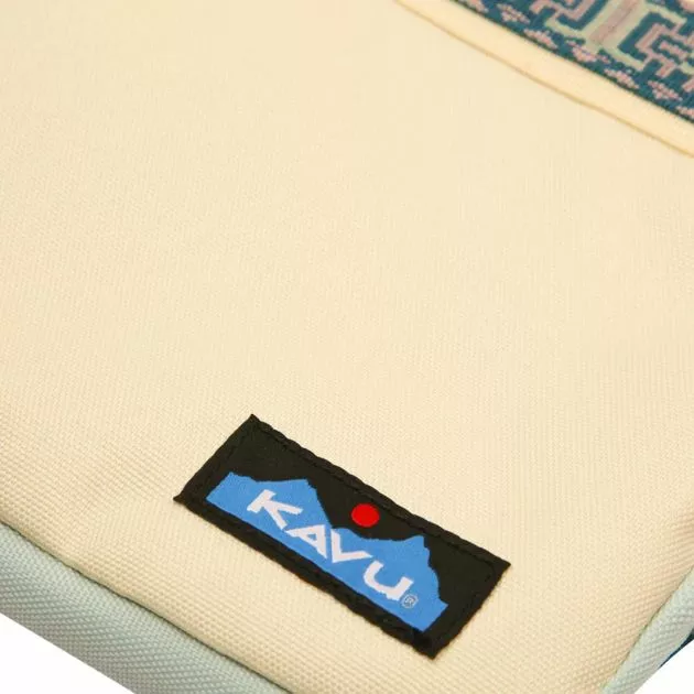 KAVU Kachemak Keeper Cross Body Bag - Image 4